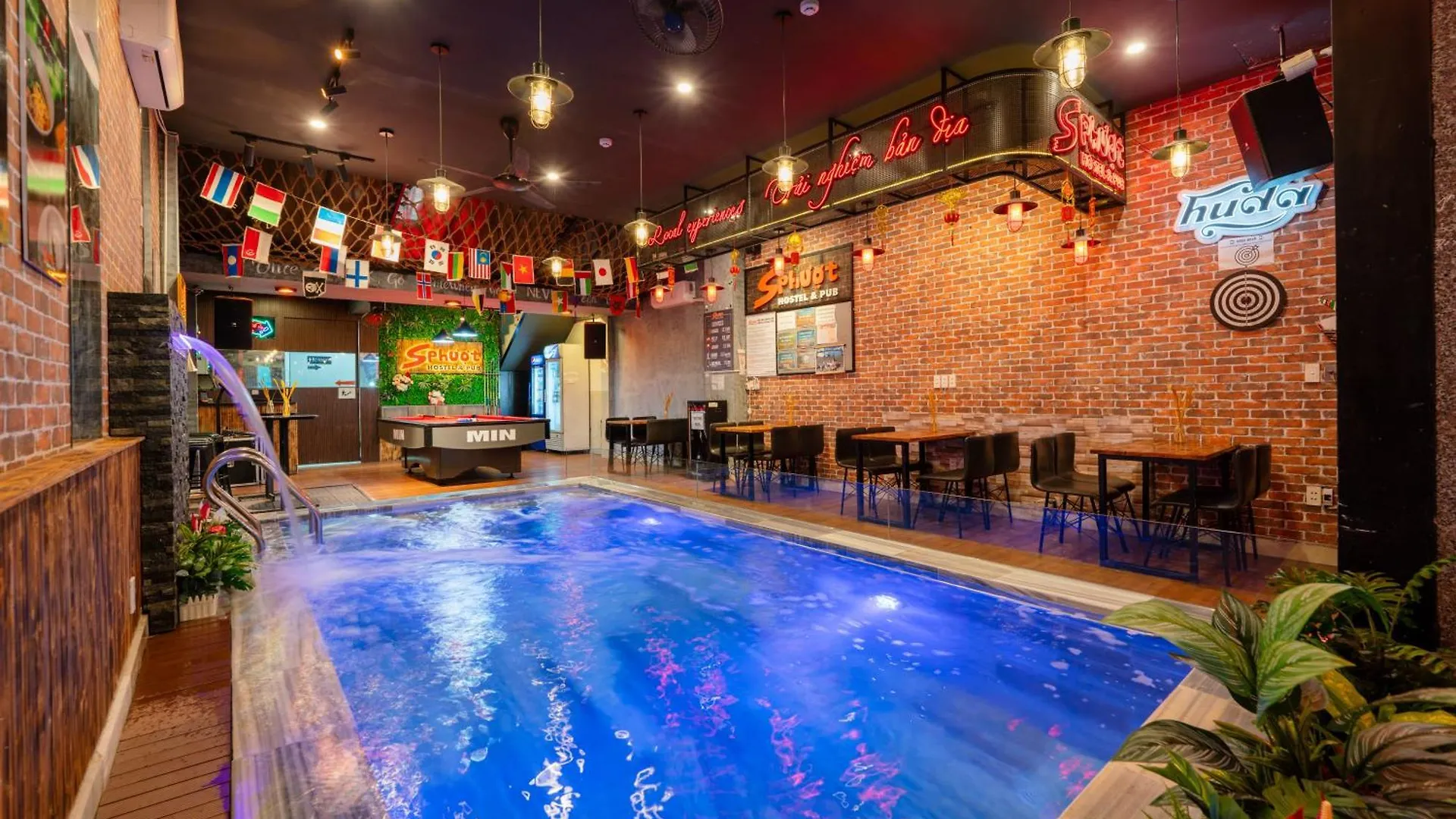 Da Nang S Phuot Hostel Vietnam